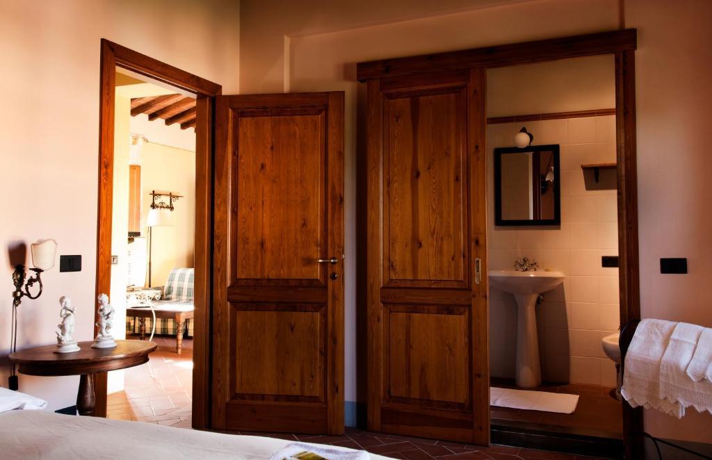 Agriturismo Fattoria Rozzalupi Cerreto Guidi Habitación foto