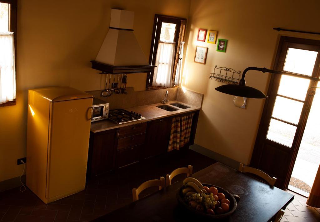 Agriturismo Fattoria Rozzalupi Cerreto Guidi Habitación foto
