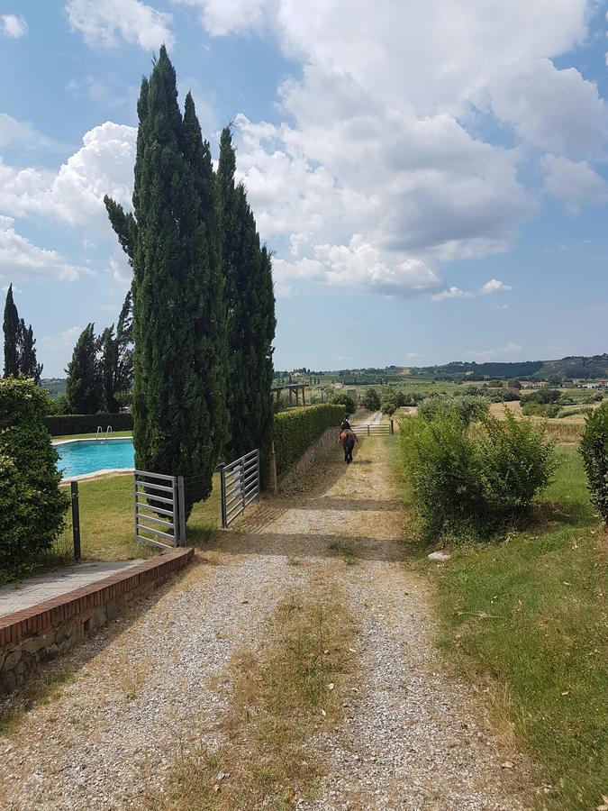 Agriturismo Fattoria Rozzalupi Cerreto Guidi Exterior foto